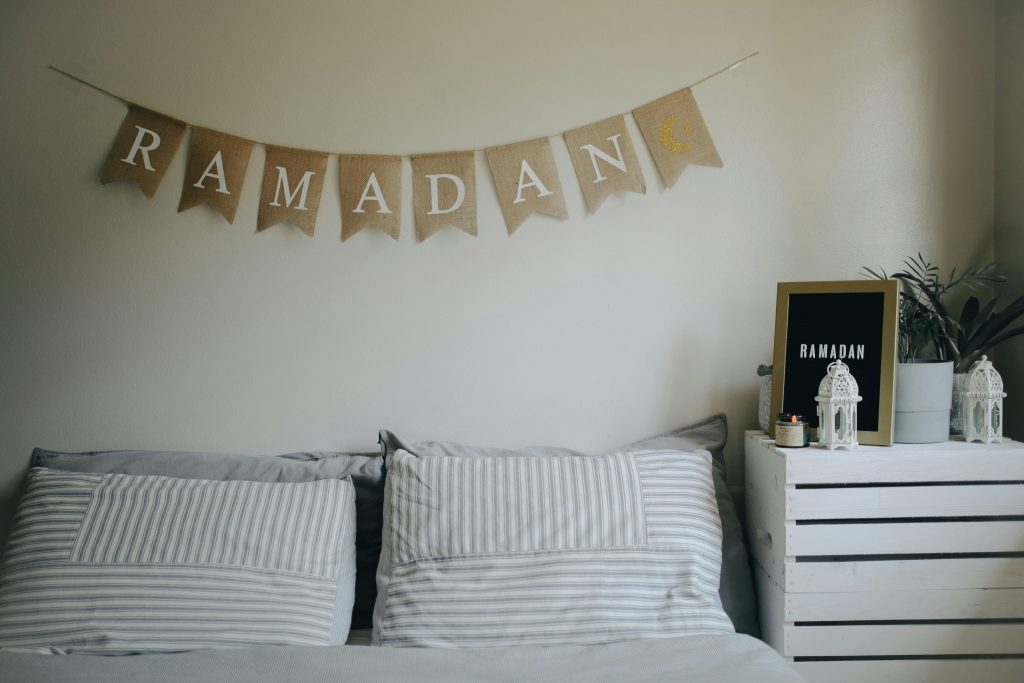 hanging sign of ramadan