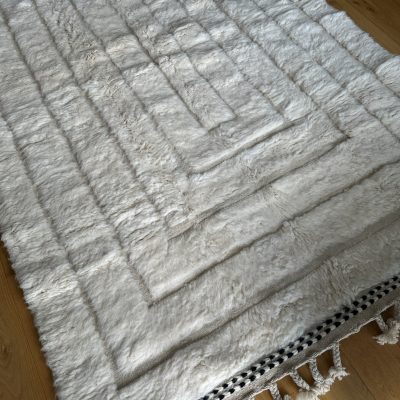 Authentic Beni Ourain Rug, 2.5x1m - Minimalist Geometric Elegance