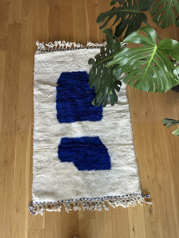 Scandinavian Moroccan Fusion - 1.5x1m Beni Ourain Rug for Small Spaces - Image 2