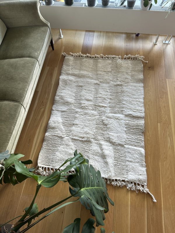 Artisan Moroccan Beni Ourain Rug - 1.5x1m, Handwoven in Timeless Ivory