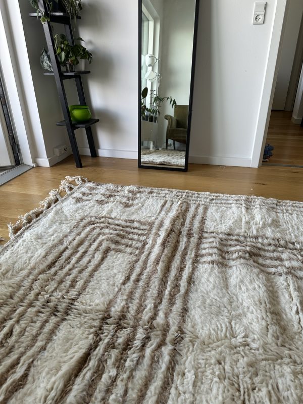 Ivory Moroccan Rug with Geometric Patterns – 3x2m Beni Ourain - Image 4