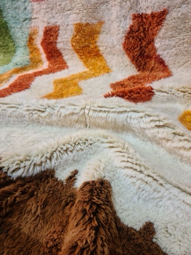 Detailed knots of a Mrirt rug, highlighting artisan weaving techniques